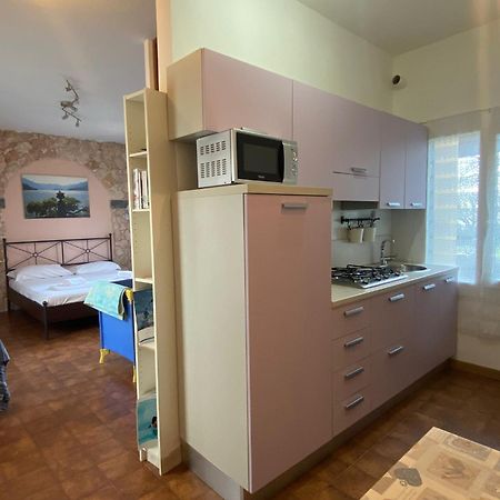 Villa The Lovers - Independent Little House With Garden Argegno Exterior foto